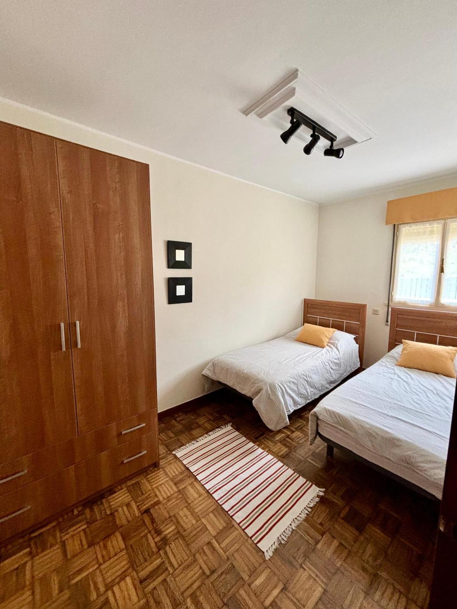 Piso En El Precioso Pueblo De Colunga Apartment Bagian luar foto
