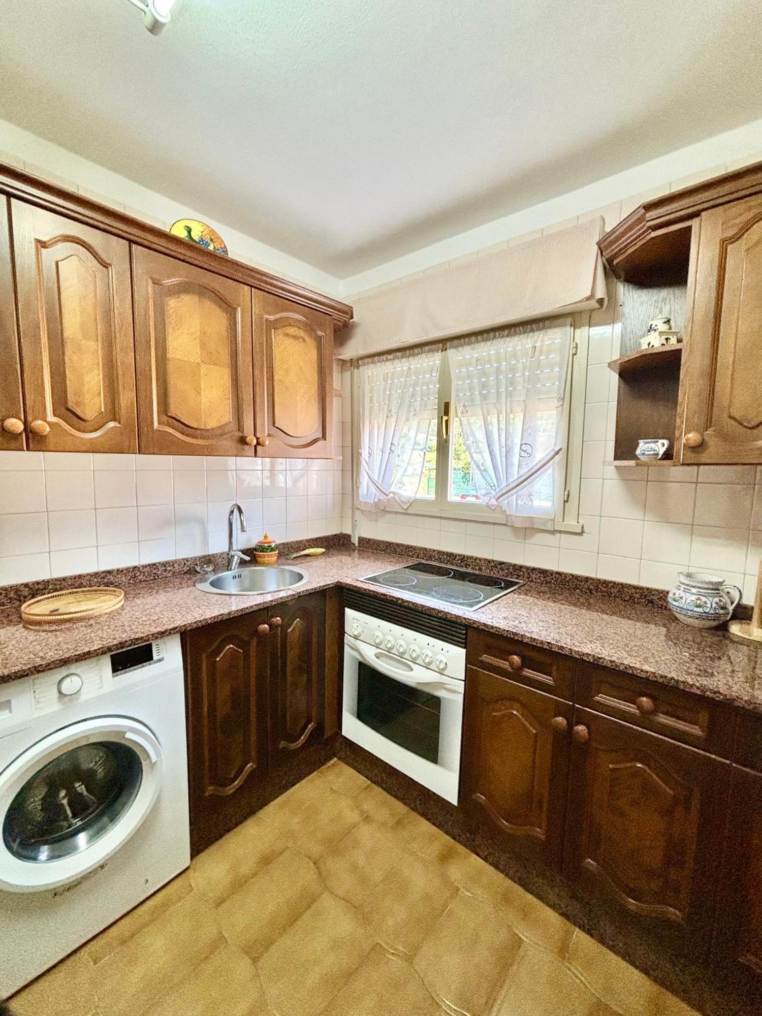 Piso En El Precioso Pueblo De Colunga Apartment Bagian luar foto