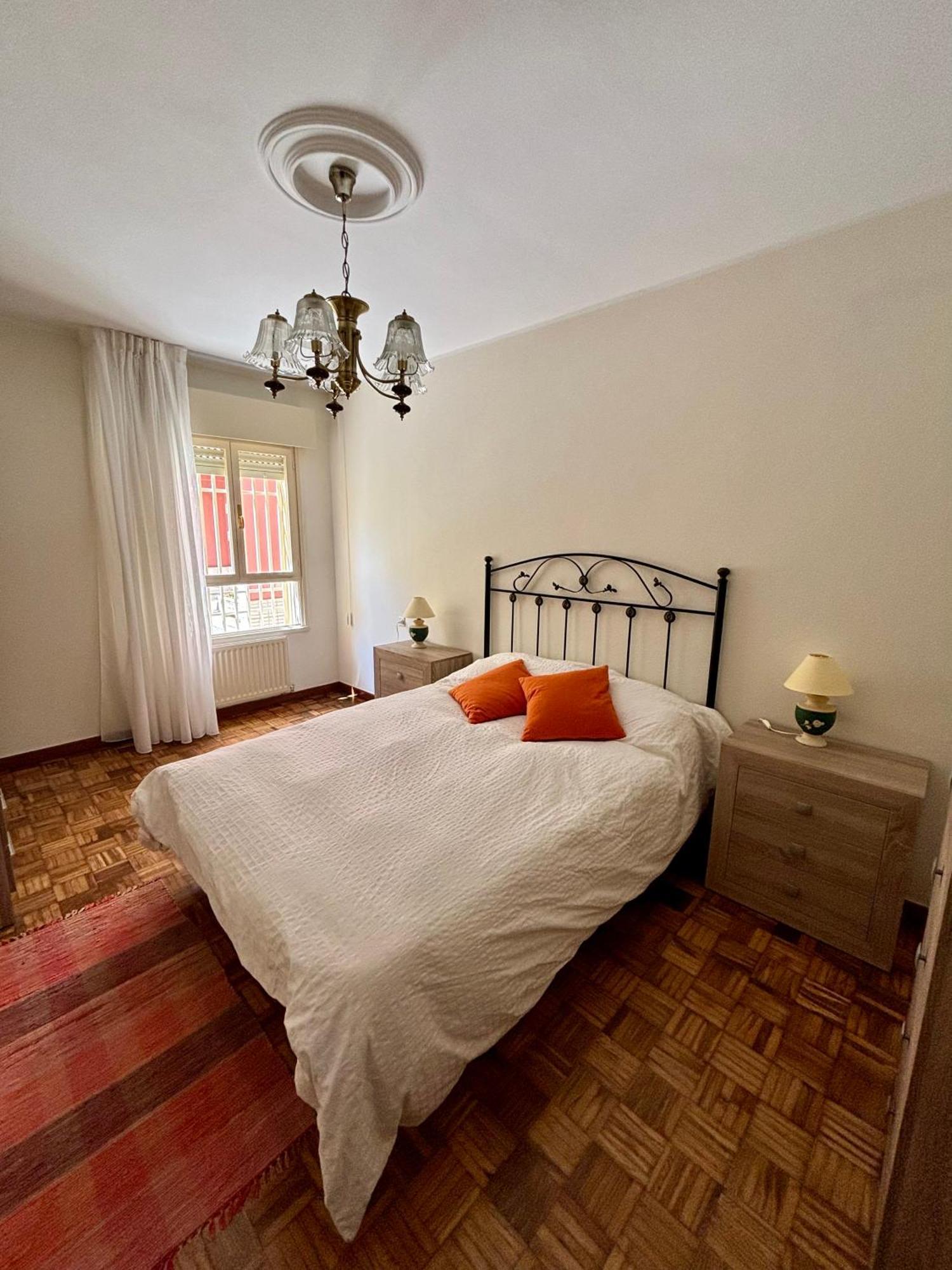 Piso En El Precioso Pueblo De Colunga Apartment Bagian luar foto